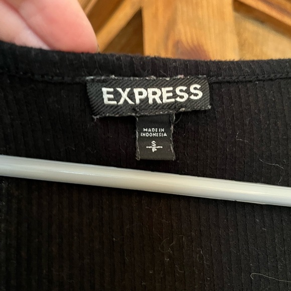 Black Express top - Picture 2 of 4